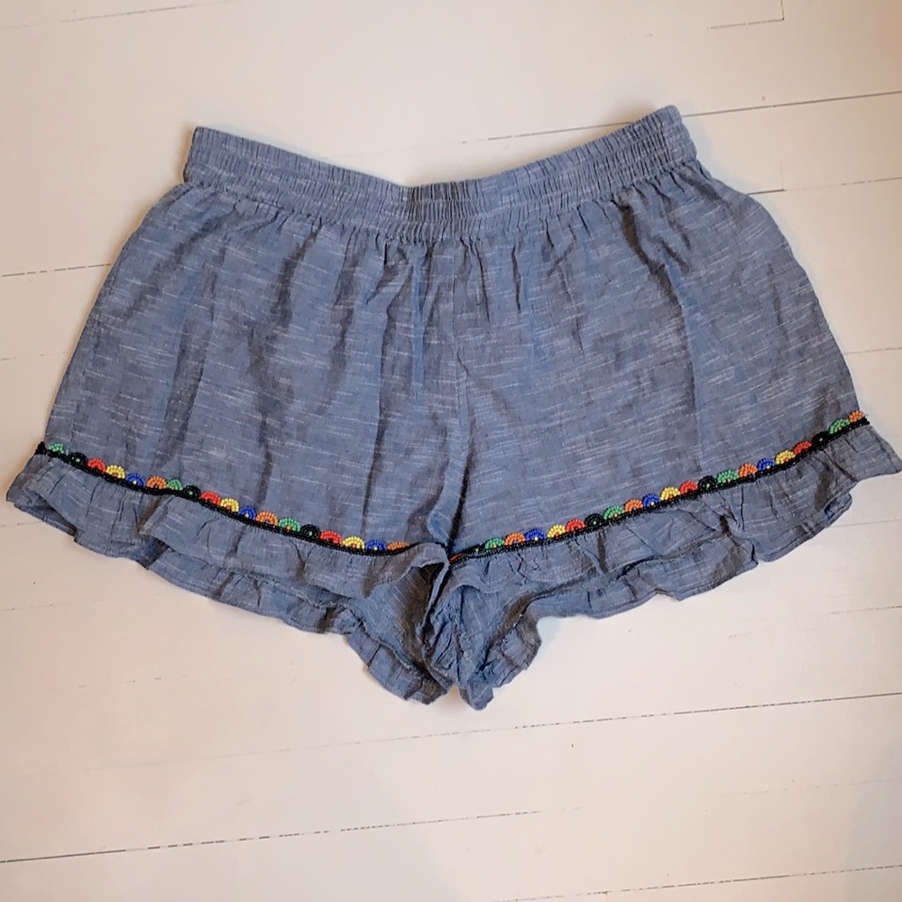 Beaded Ruffle shorts light weight denim color cotton sz M